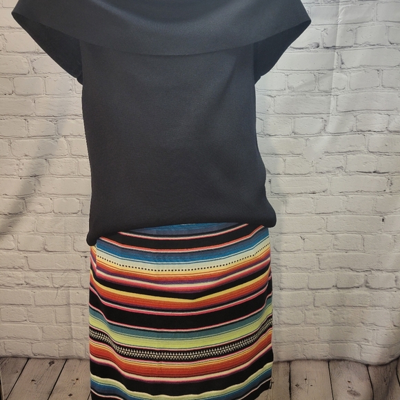 LAUREN Ralph Lauren Skirt & Off-the- Shoulders Top - Picture 4 of 10